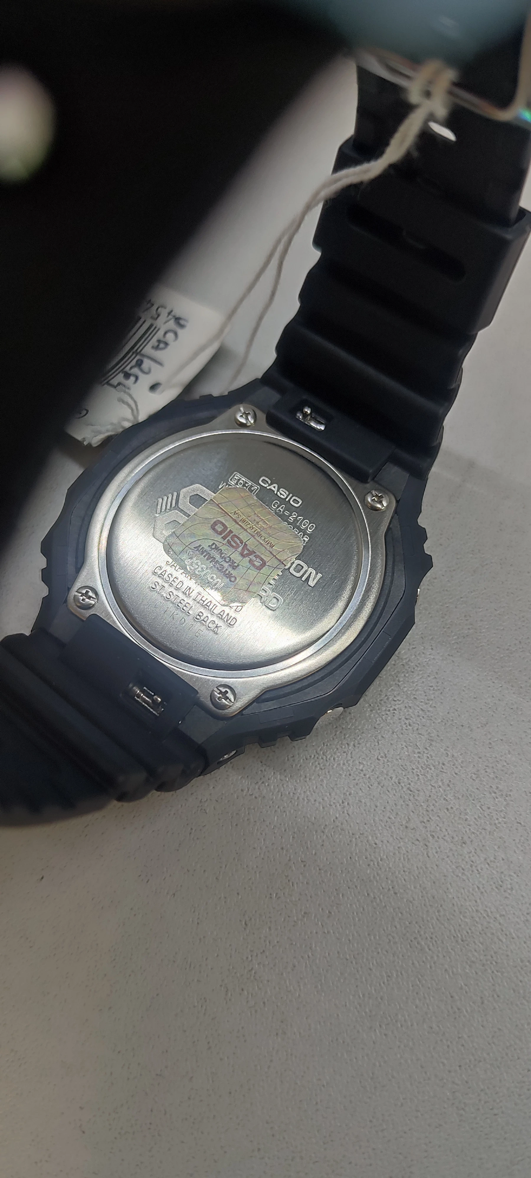 zegarek-casio-g-shock-ga-2100-mechanizm-kwarcowy