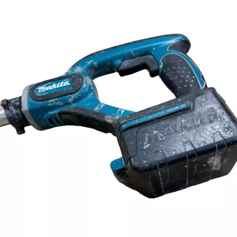 MAKITA ZAGĘSZCZACZ BETONU DVR450