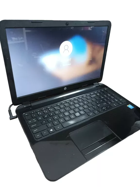 LAPTOP HP 4/500 GB WINDOWS 10