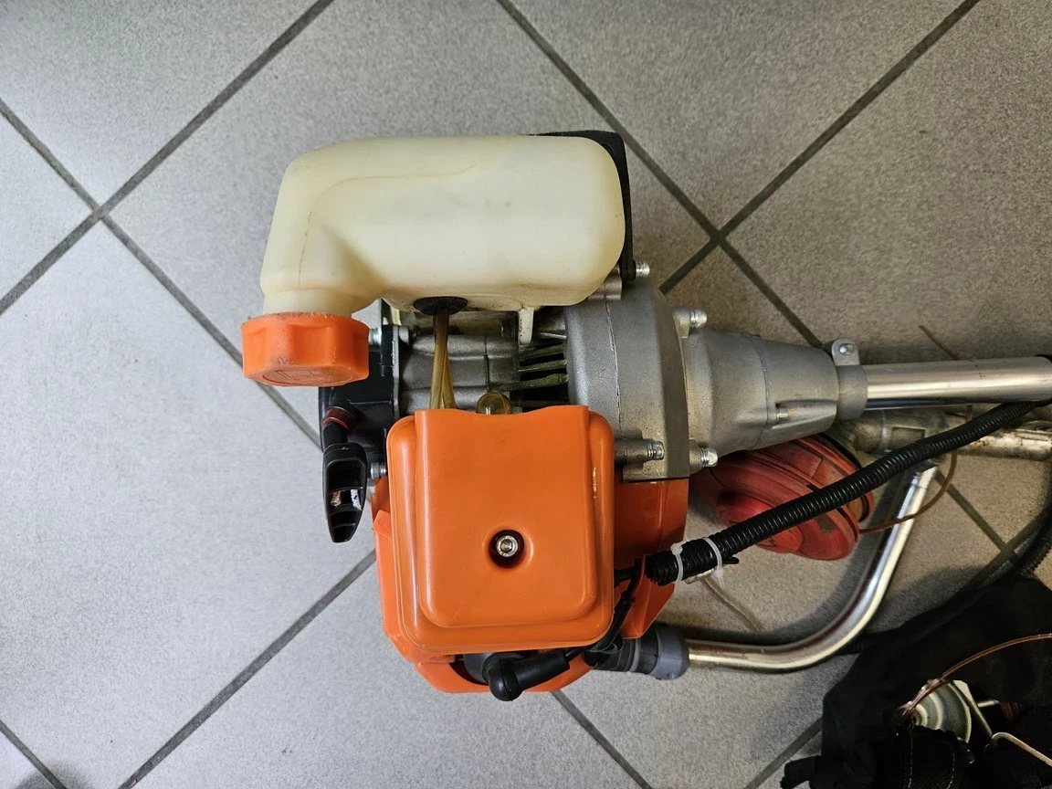 kosa-spalinowa-gardenx-cg-kw-520-w-komplet-stan-uzywany