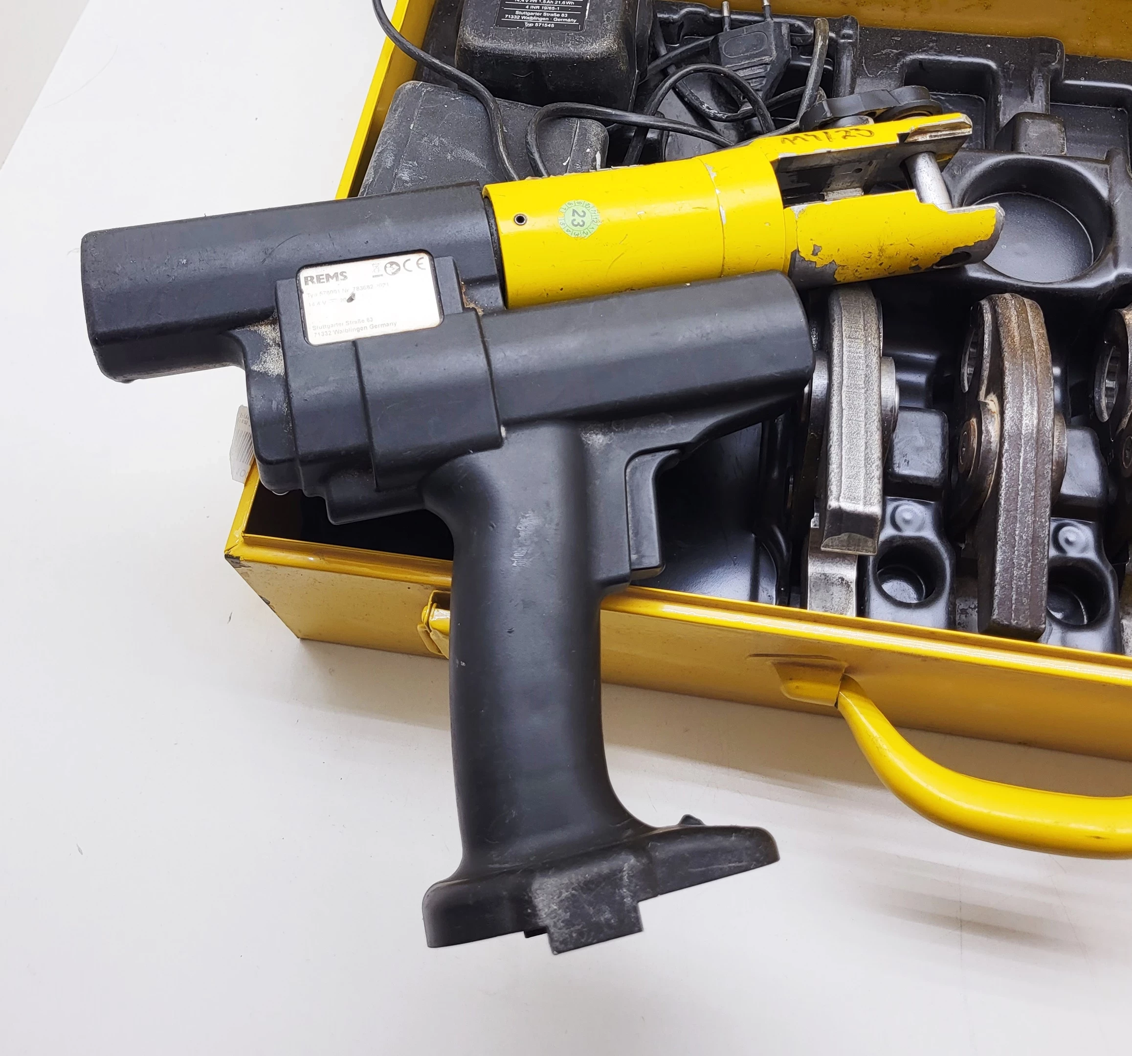 zaciskarka-rems-mini-press-acc-578001-full-zestaw-marka-rems