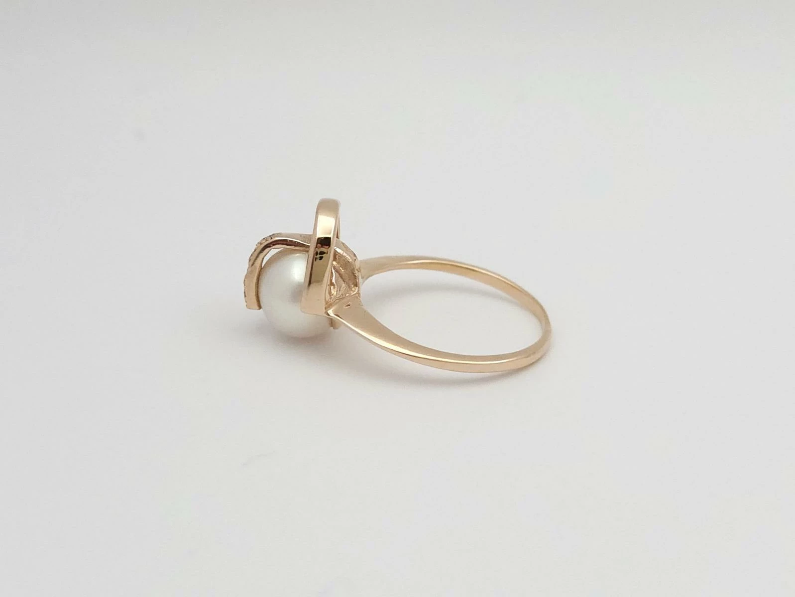 zloty-pierscionek-585-14k-r10-281g-kolor-dominujacy-zloty