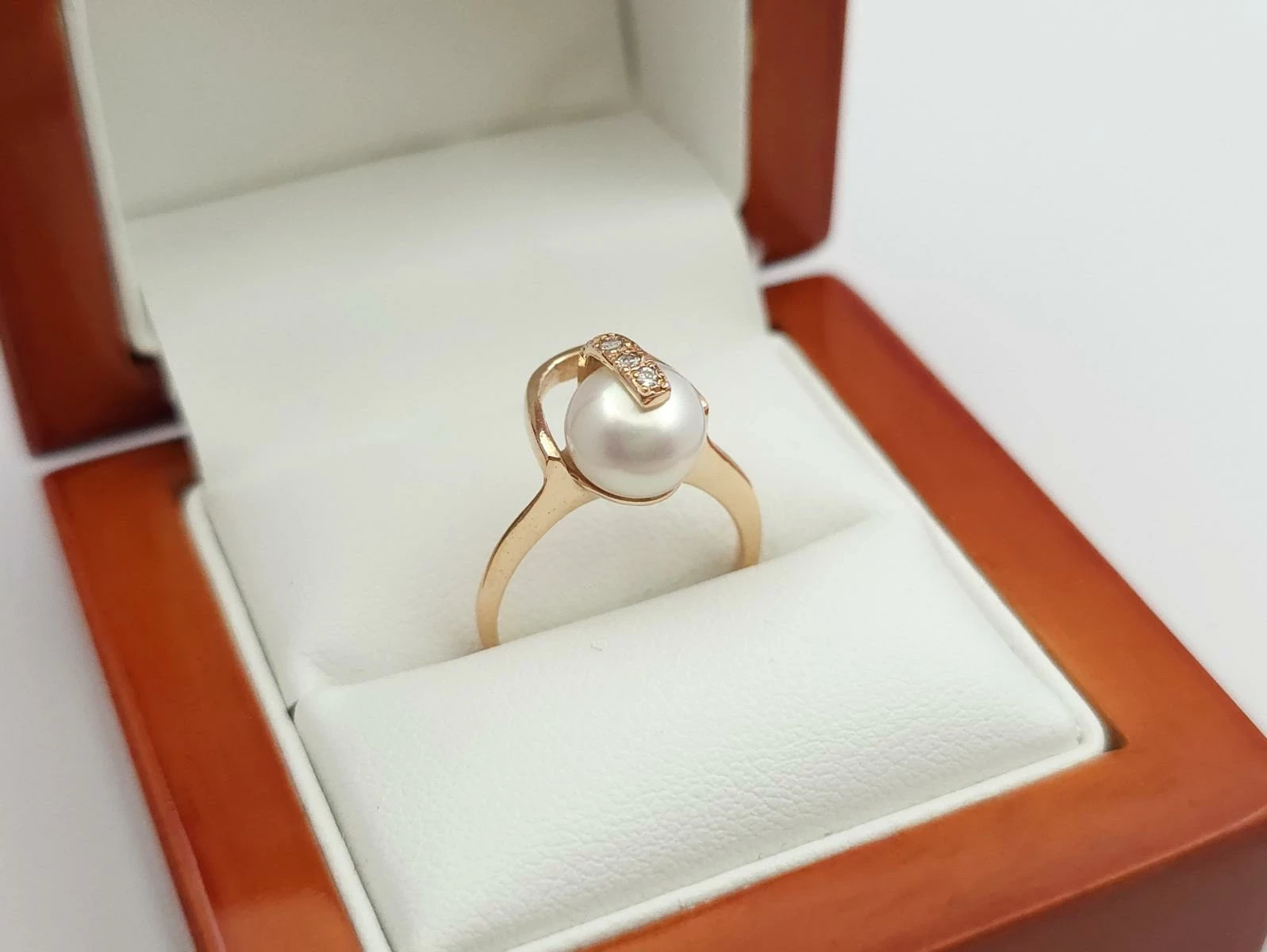 zloty-pierscionek-585-14k-r10-281g-ean-gtin-5903772022018