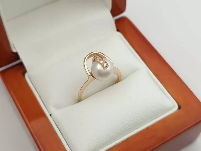 zloty-pierscionek-585-14k-r10-281g-marka-luna