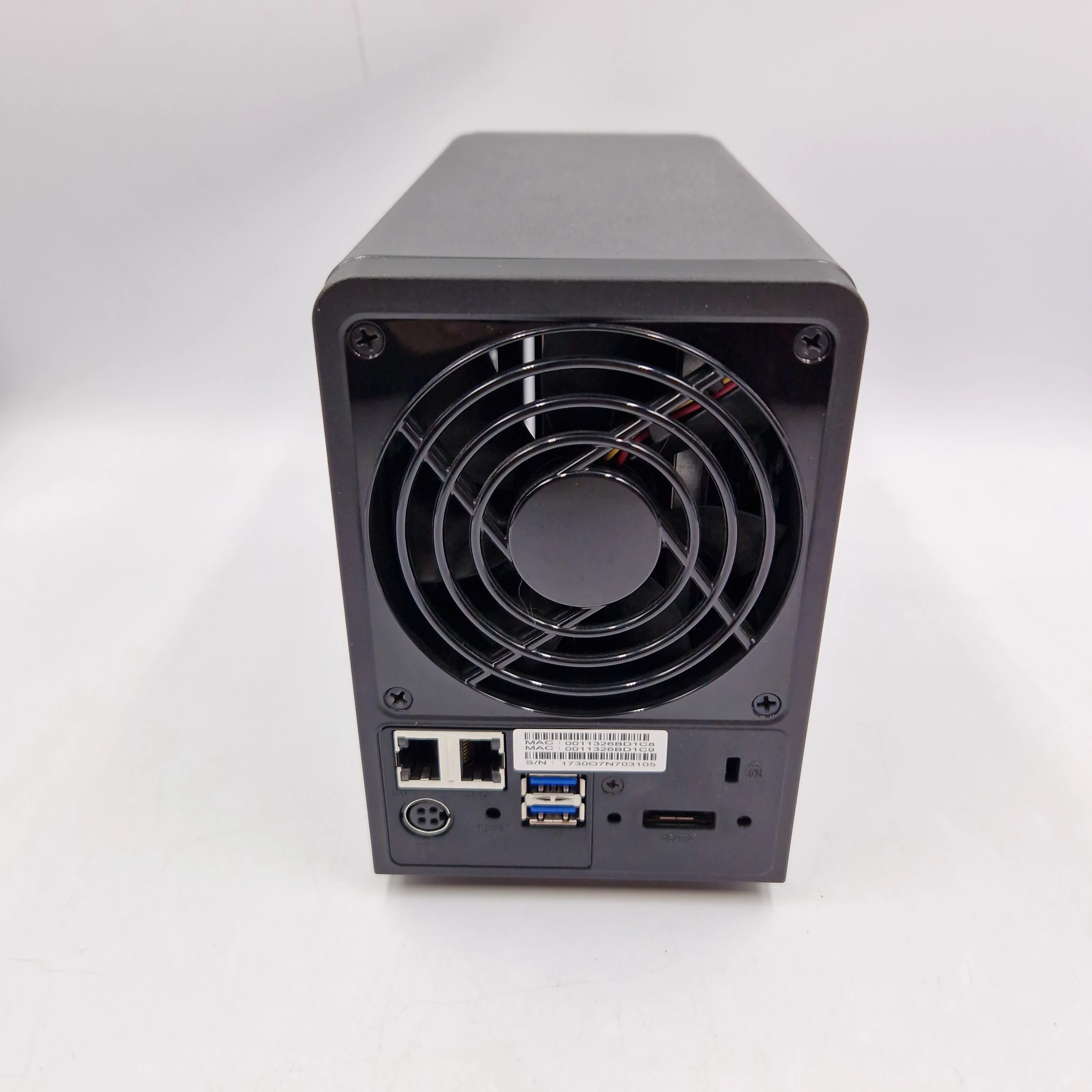 serwer-plikow-synology-ds716ii-8gb-ram-laczna-pojemnosc-zainstalowanych-dyskow-0