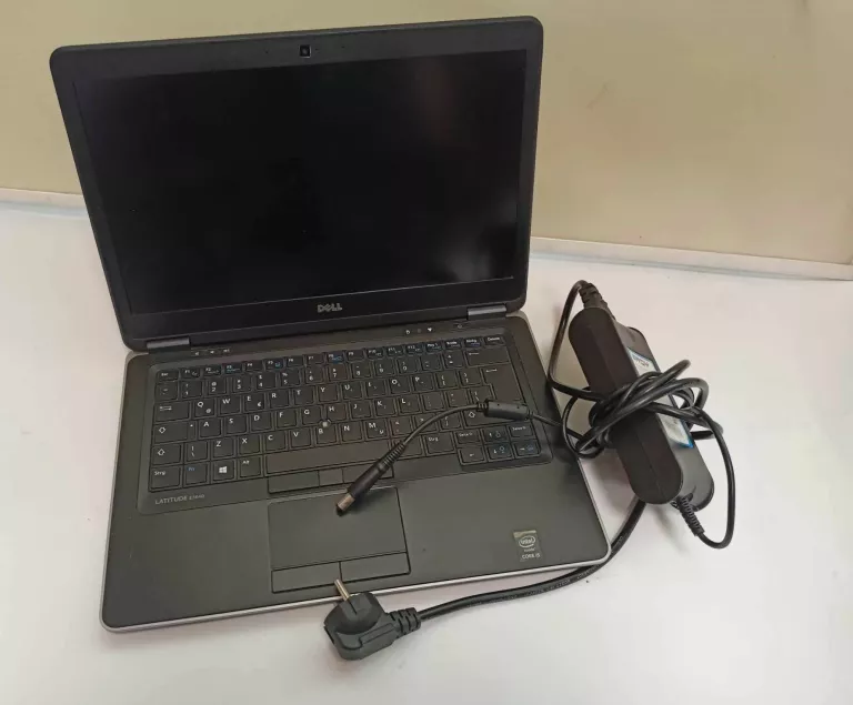 LAPTOP DELL E7440 I5 WIN 10 PRO 8GB RAM SSD