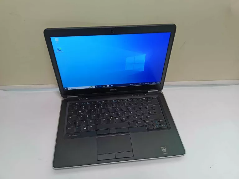 LAPTOP DELL E7440 I5 WIN 10 PRO 8GB RAM SSD