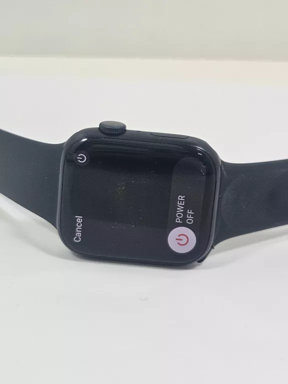 APPLE WATCH SERIES 8 GPS 45MM KOMPLET