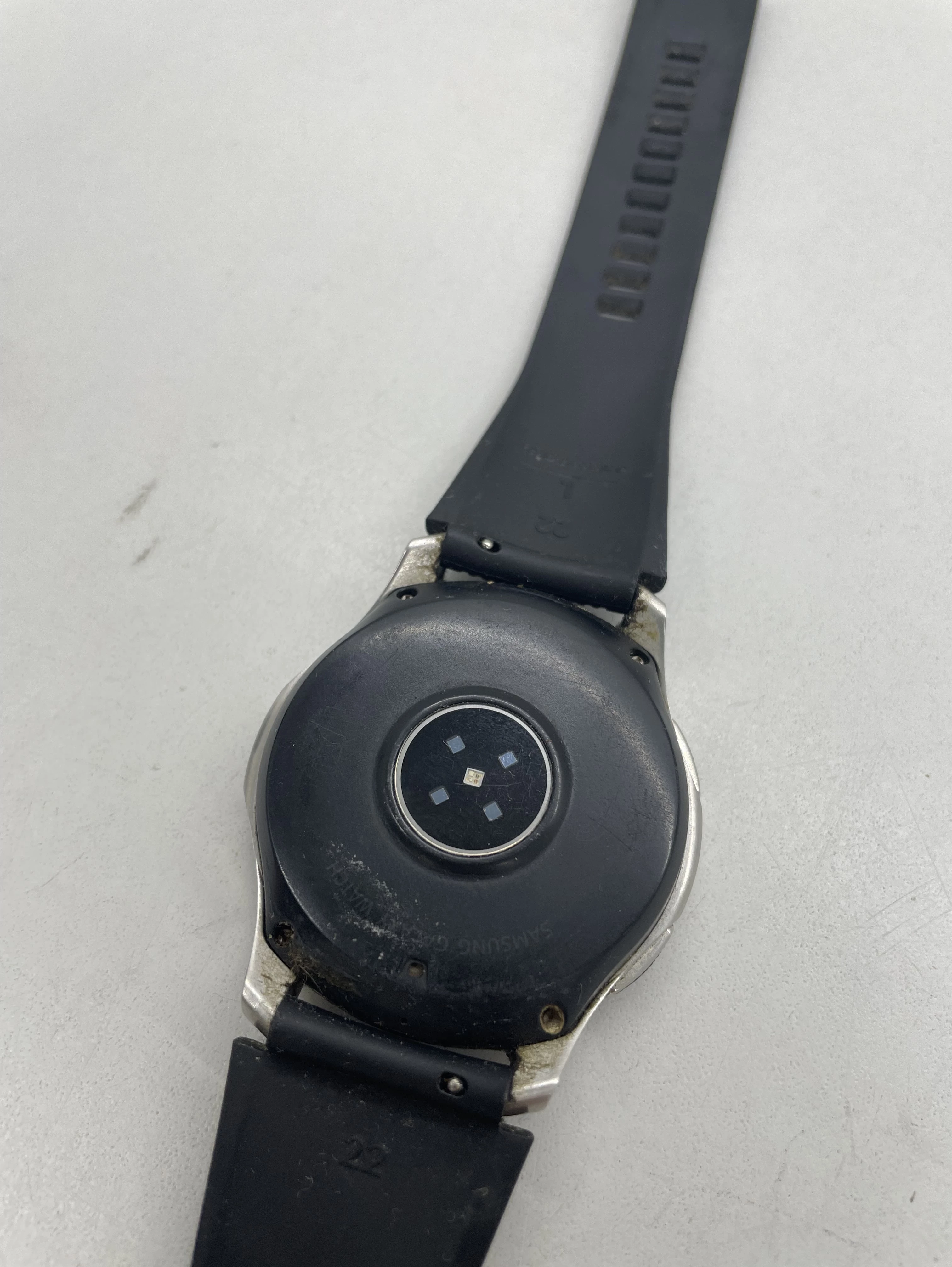 smartwatch-samsung-galaxy-watch-sm-r805f-ean-gtin-8801643404550