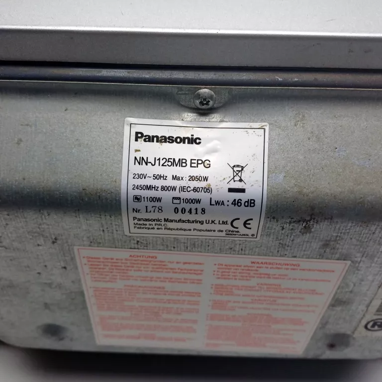KUCHENKA MIKROFALOWA PANASONIC NN-J125 1100W