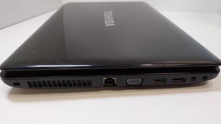LAPTOP TOSHIBA SATELLITE L750D-1ED OPIS!!!