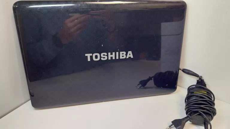 LAPTOP TOSHIBA SATELLITE L750D-1ED OPIS!!!