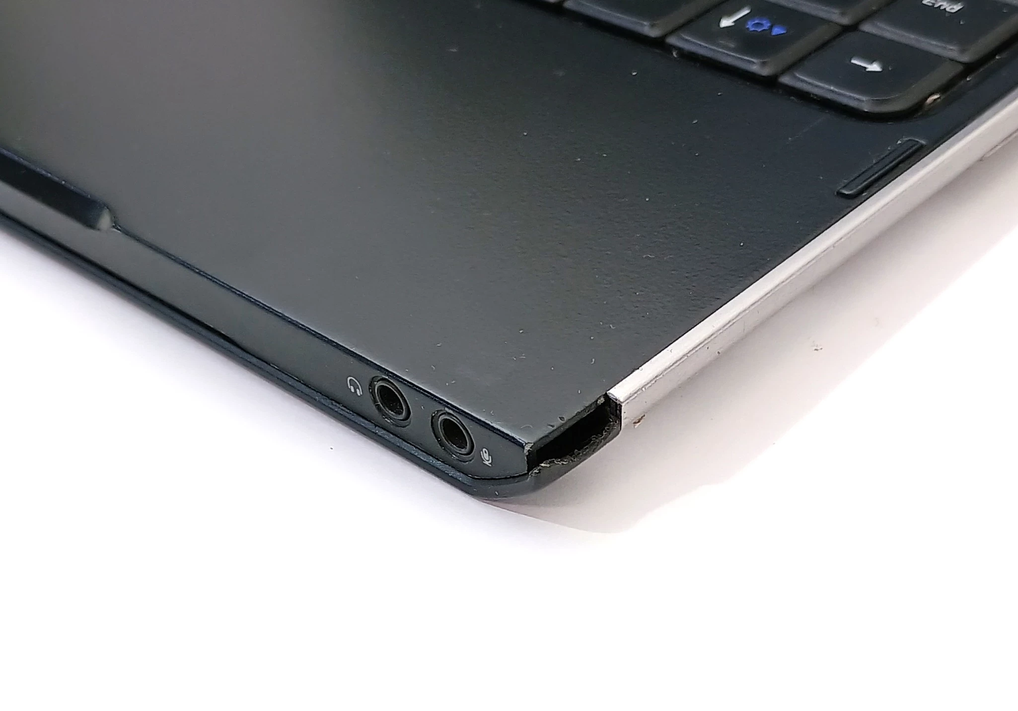 laptop-dell-volstro-v130-zasilacz-liczba-rdzeni-procesora-2