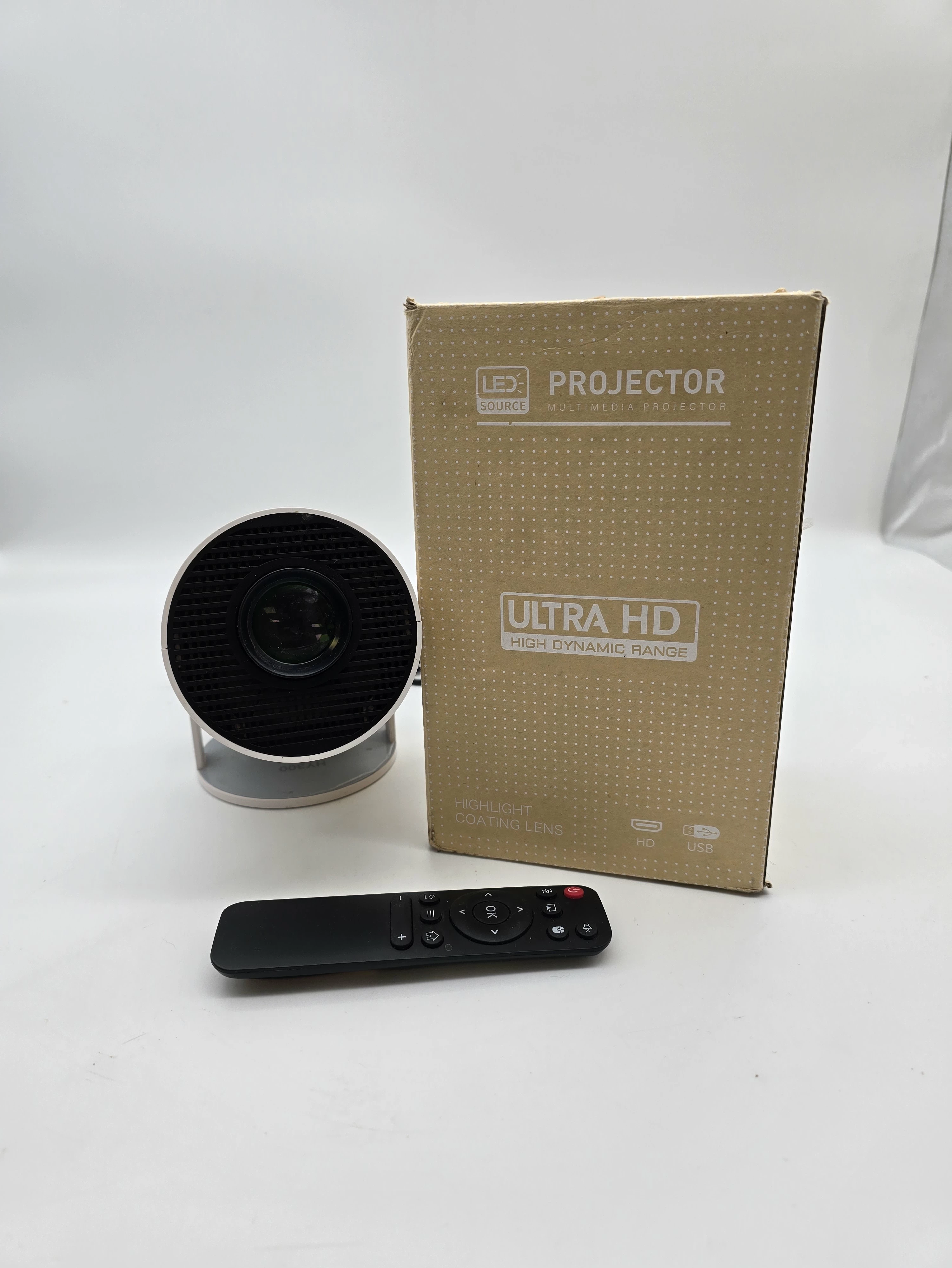 projektor-multimedialny-hy300-lcd-support-4k-dworcowa-2-leszno-gold-fish