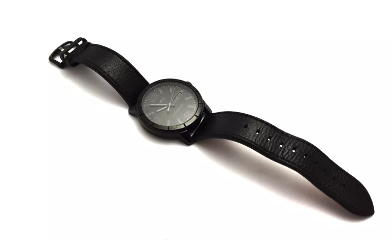ZEGAREK TIMEX TW2R64300