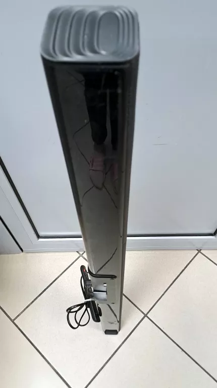 soundbar-hisense-hs205-bluetooth-czarny-pilot-marka-hisense