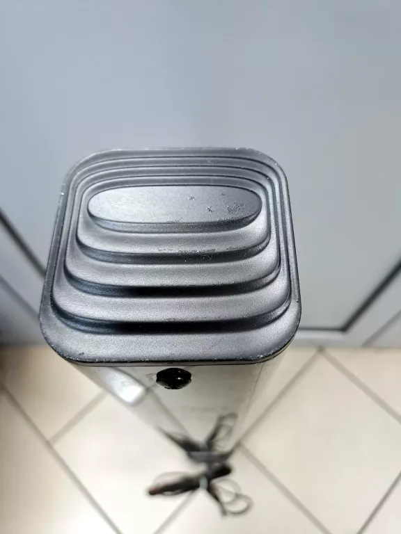 soundbar-hisense-hs205-bluetooth-czarny-pilot-model-hs205-czarny