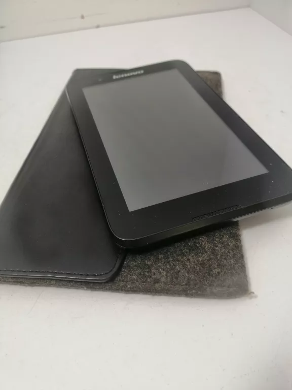 TABLET LENOVO A 3300-H