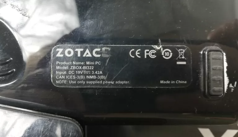 MINIKOMPUTER ZOTAC ZBOX BI322/INTEL DUAL-CORE N3050/8GB /500GB 2,5 SATA 2
