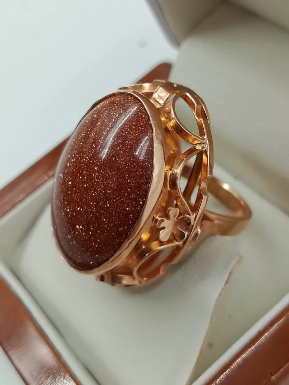 nieziemski-zloty-pierscionek-z-duzym-oczkiem-5851200-marka-bez-marki