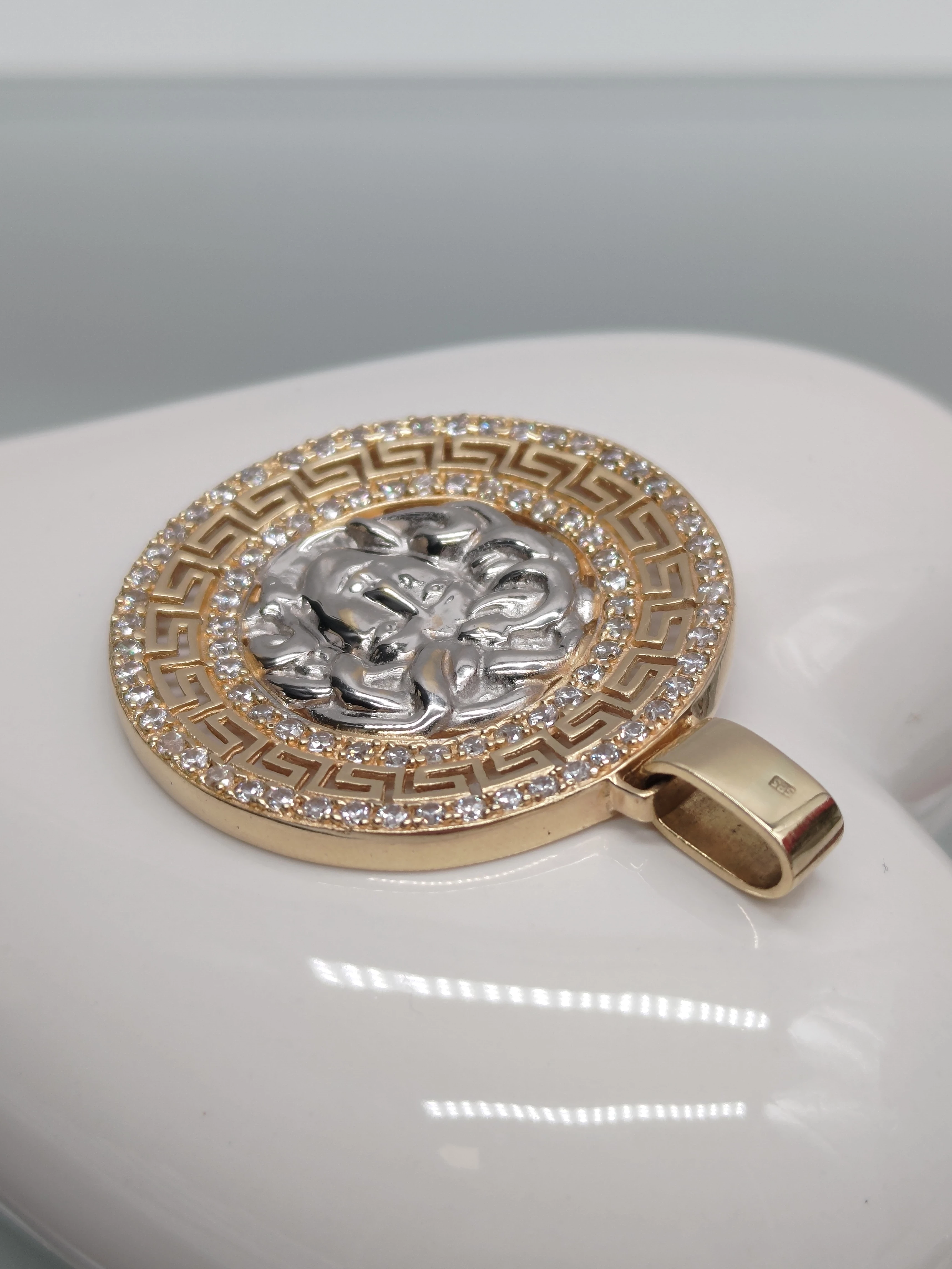 przepiekna-duza-zlota-zawieszka-grecki-wzor-meduza-585-14k-35cm-14g-material-15835-2