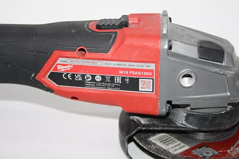 AKUMULATOROWA SZLIFIERKA KĄTOWA MILWAUKEE M18 FSAG125X