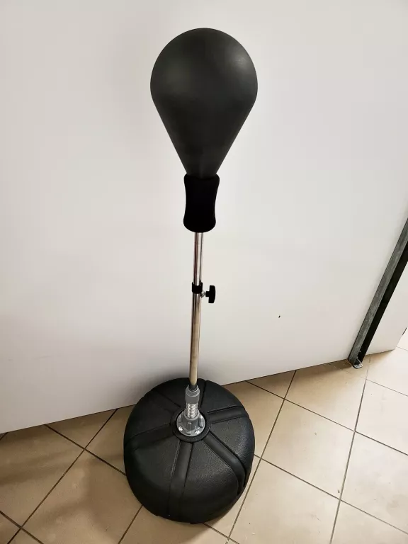 GRUSZKA BOKSERSKA STOJĄCA DLA DOROSŁYCH REGULOWANA AVENTO 110-153CM