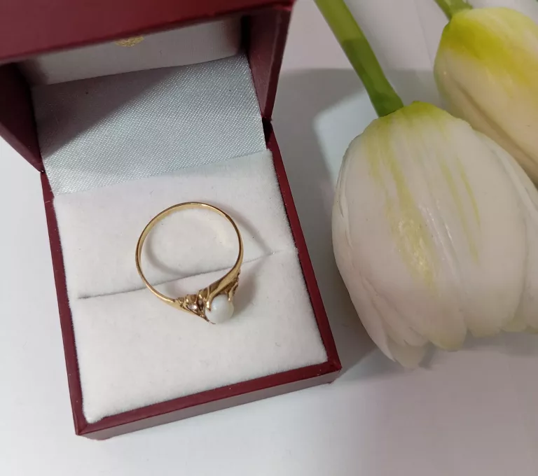 zloty-pierscionek-z-bialym-oczkiem-184g-585-stan-11323-2