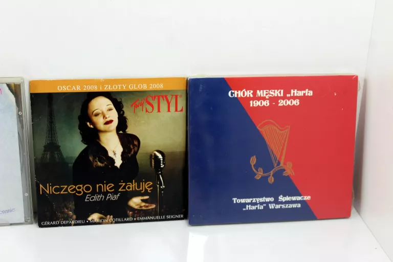 FILMY I MUZYKA NA DVD 8SZT