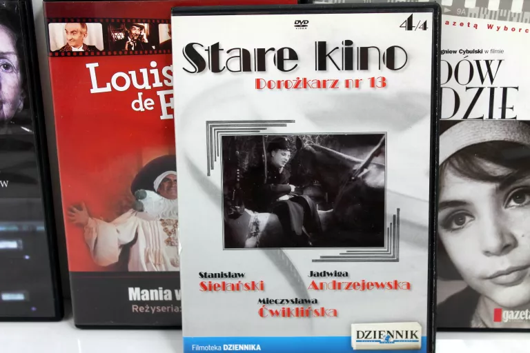 FILMY DVD 5SZT