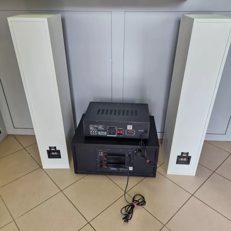 ZESTAW STEREO AUNA AMP-218B/ AUNA LINIE 501 SW WN/WILSON RAPTOR 7
