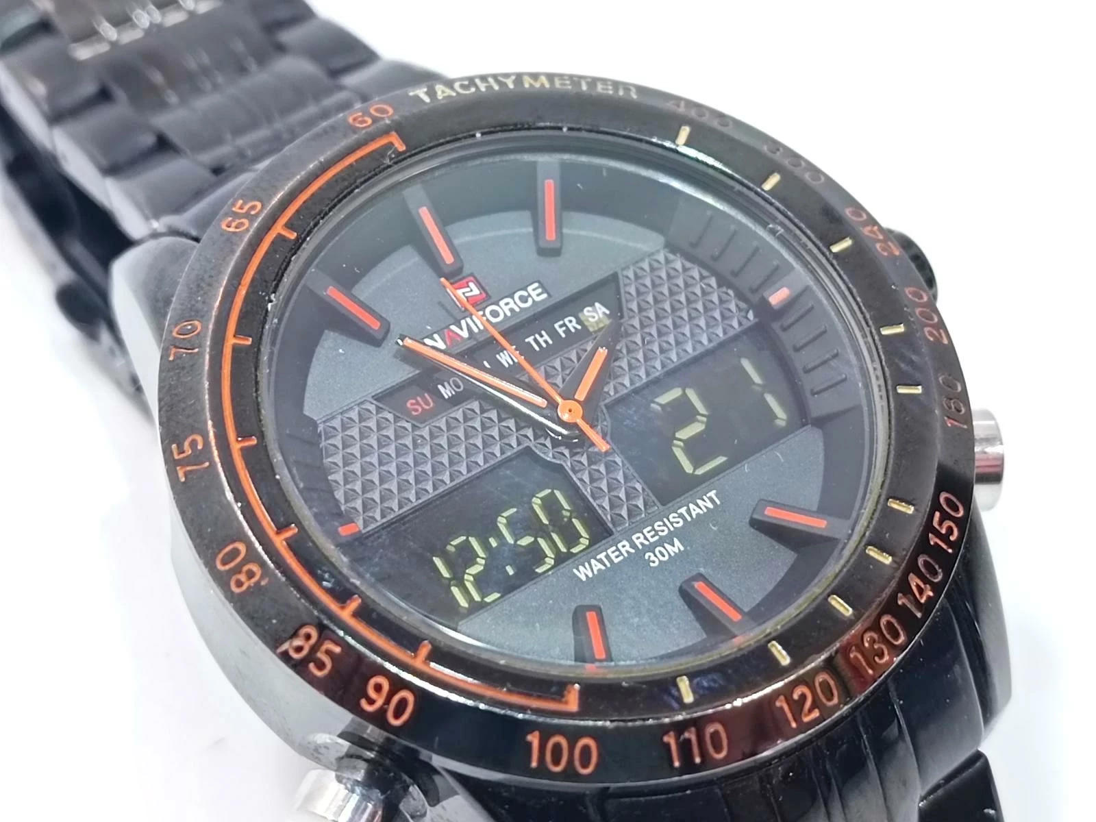 zegarek-naviforce-nf9024m-ksztalt-koperty-okragla