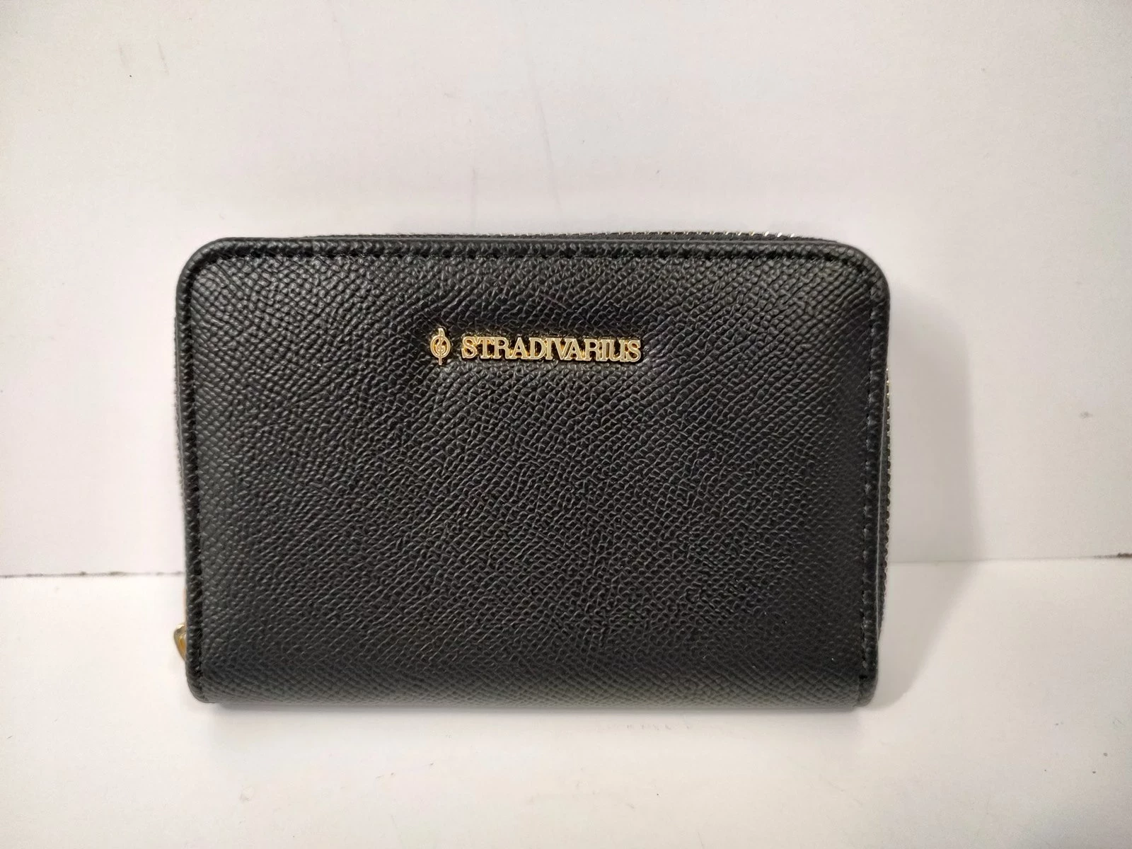 portfel-stradivarius-kalwaryjska-37-krakow-kotkiewicz-sj