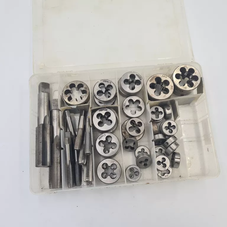 zestaw-13-gwintownikow-i-37-narzynek-saturna-41-glogow