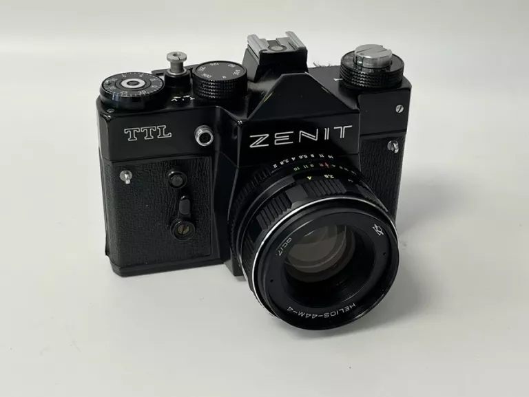 APARAT ANALOGOWY ZENIT TTL
