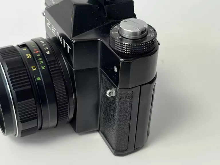 APARAT ANALOGOWY ZENIT TTL