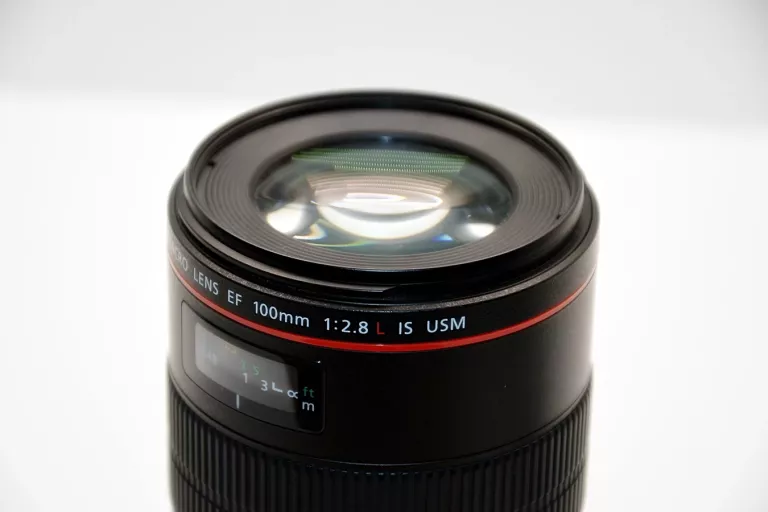 obiektyw-canon-ef-100mm-f28-l-macro-is-usm-128-macro-lens-model-ef-100mm-f28l-macro-is-usm