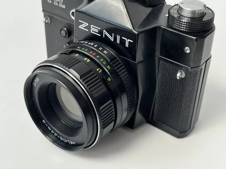 APARAT ANALOGOWY ZENIT TTL