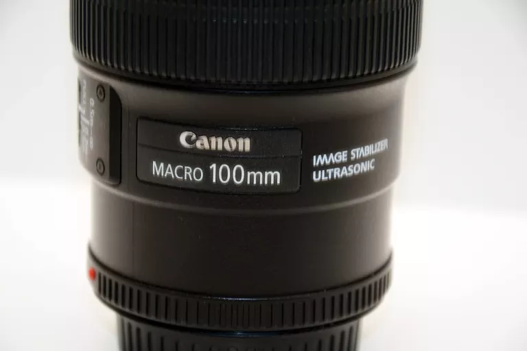 obiektyw-canon-ef-100mm-f28-l-macro-is-usm-128-macro-lens-kod-producenta-3554b005aa