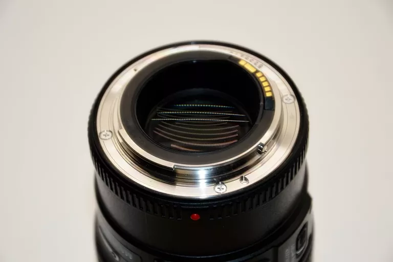 obiektyw-canon-ef-100mm-f28-l-macro-is-usm-128-macro-lens-marka-canon