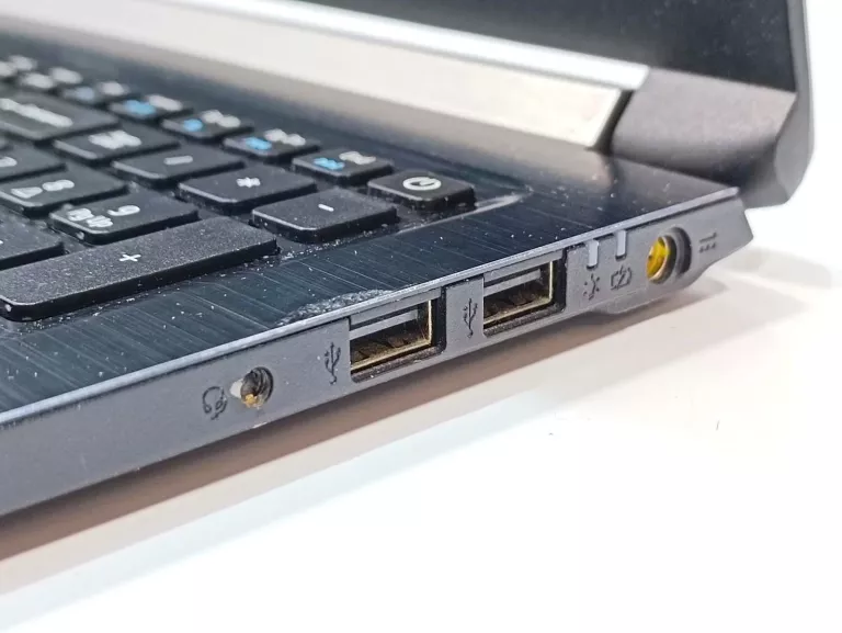 ACER ASPIRE 5 A515-51G 8GBRAM/I5 8GEN/256GB SSD