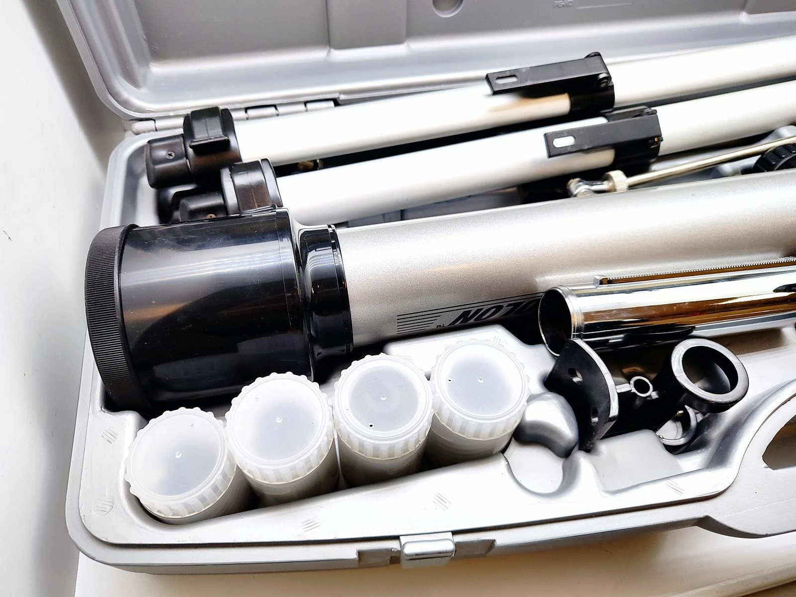 astrolon-refraktor-teleskop-vergrosserung-262-5x-stan-11323-2