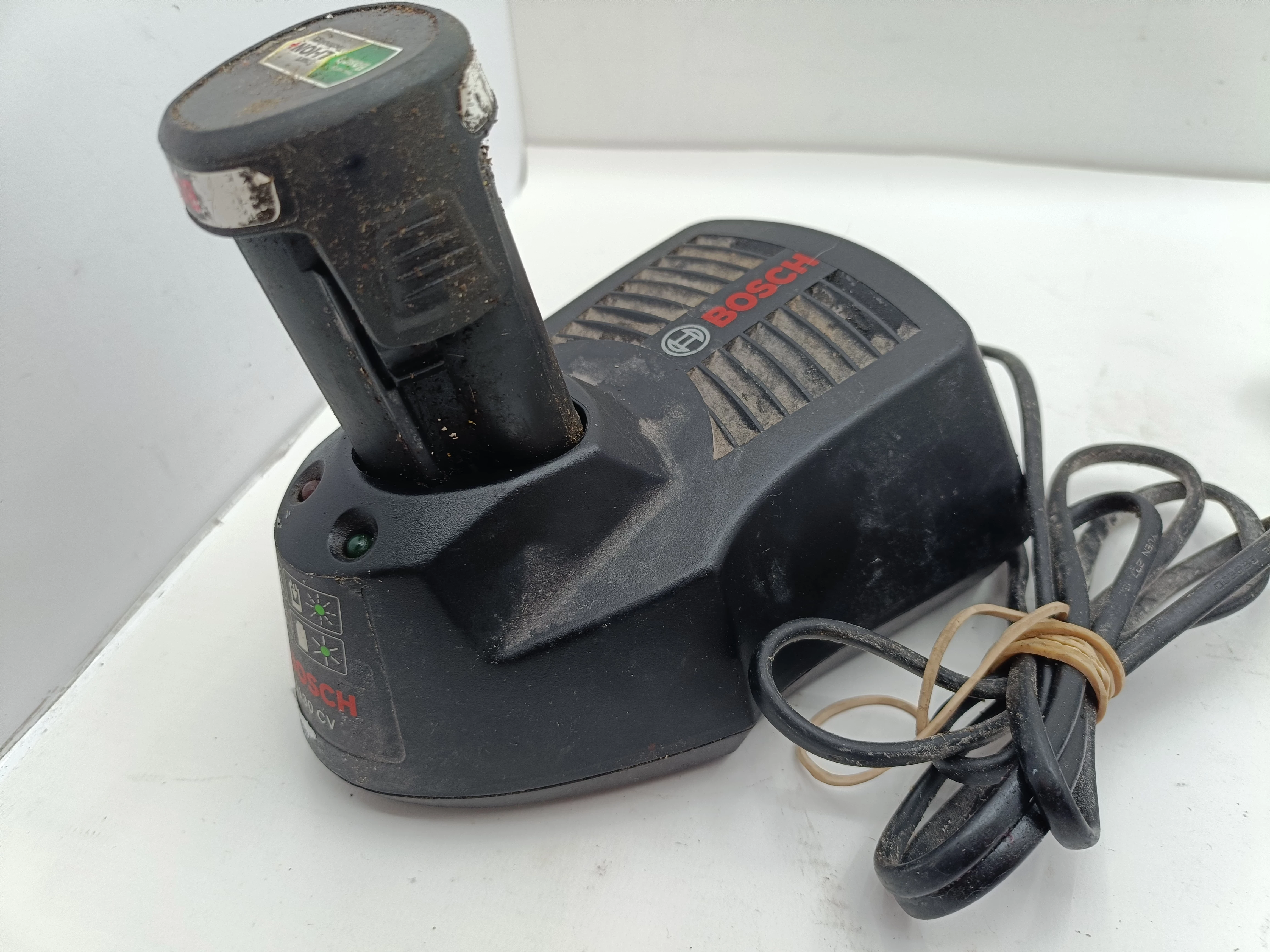 wkretarka-bosch-psb-108-body2akulad-rodzaj-silnika-silnik-szczotkowy