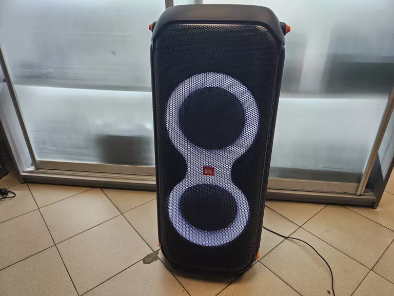 duzy-glosnik-przenosny-jbl-partybox-710-800w-bt-power-audio-zasilanie-sieciowe