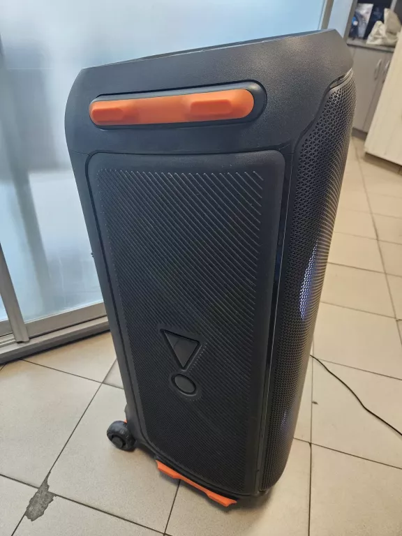 duzy-glosnik-przenosny-jbl-partybox-710-800w-bt-power-audio-moc-800