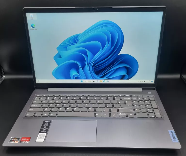 LAPTOP LENOVO IDEAPAD 3 15ALC6 15,6 " AMD RYZEN 5 20 GB / 250 GB
