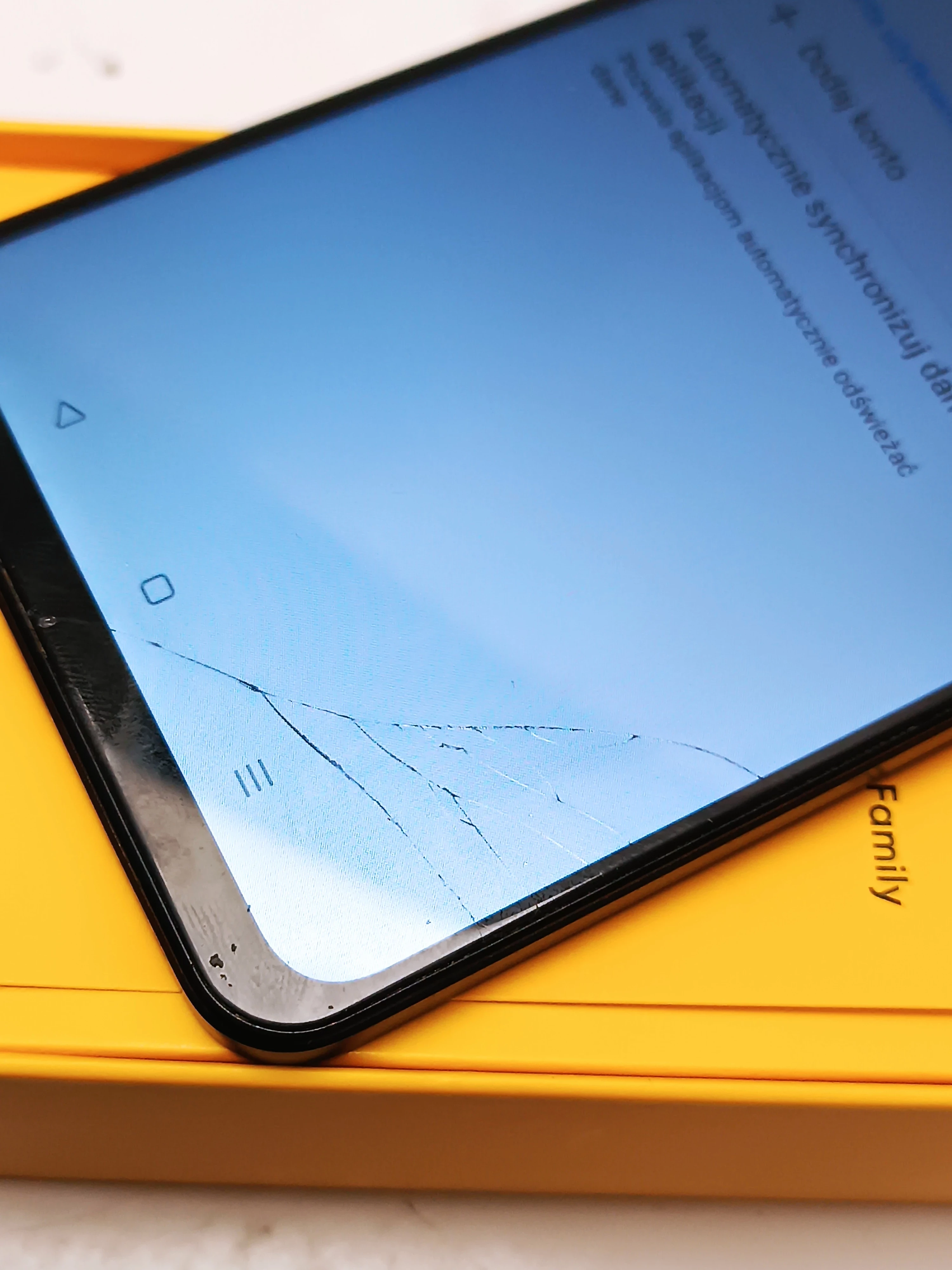 telefon-realme-c53-zbity-ekran-przekatna-ekranu-674