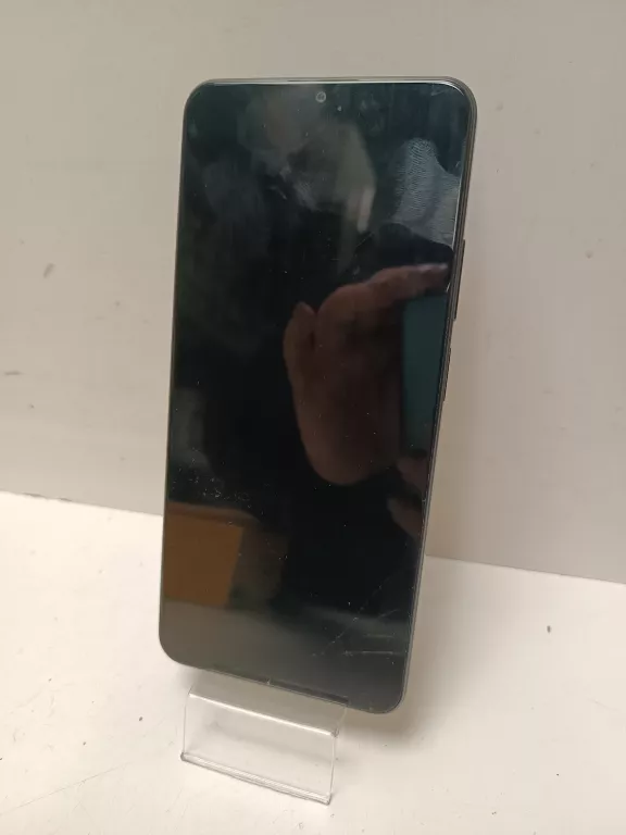 telefon-realme-c53-zbity-ekran-system-operacyjny-android