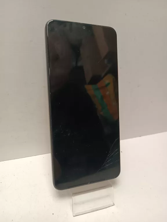 telefon-realme-c53-zbity-ekran-typ-smartfon