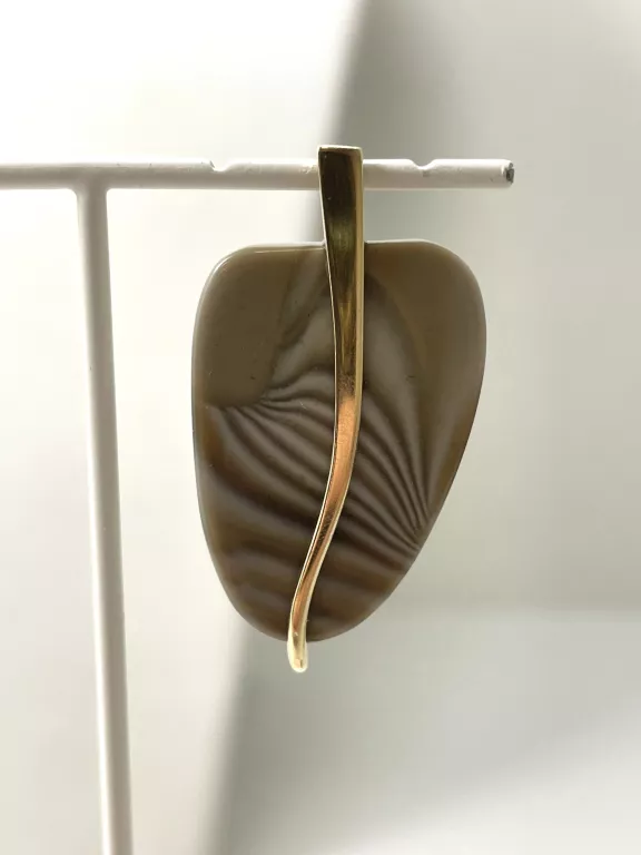 ZŁOTA ZAWIESZKA KRZEMIEŃ PASIASTY 585 8,13G